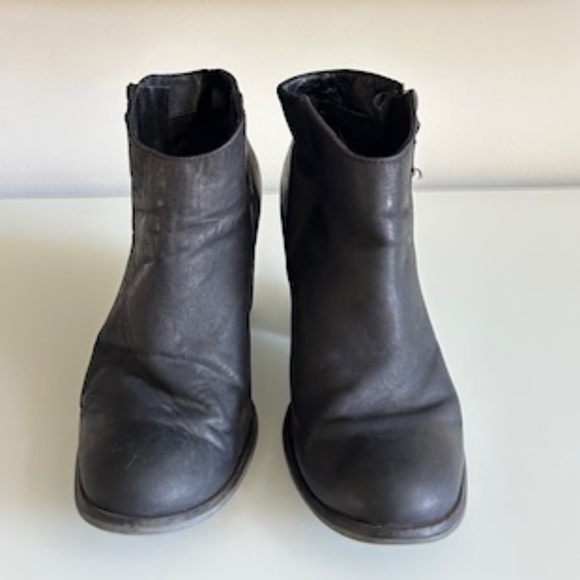 Aldo Black Leather Booties - Size 7 - Picture 2 of 4